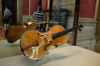 Stradivarius violin
